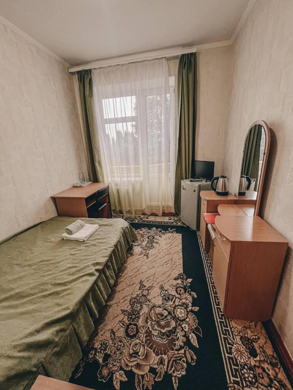 Санаторій Червона Калина Zhobryn Exterior photo
