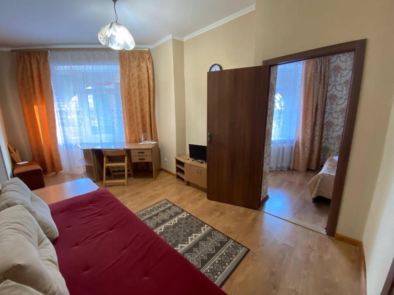 Санаторій Червона Калина Zhobryn Exterior photo